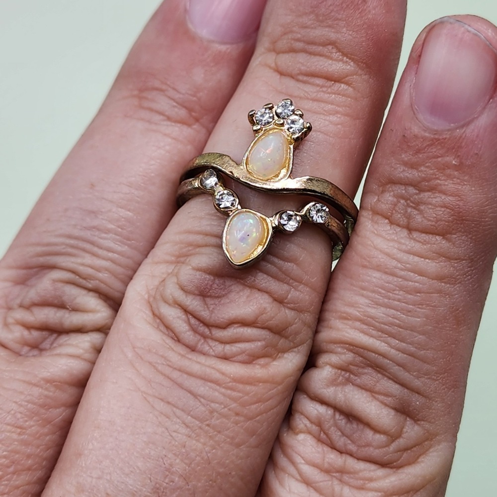 Gold Tone Opal Style Rhinestone Wrap Ring Teardrop Sparkle Cocktail Statement